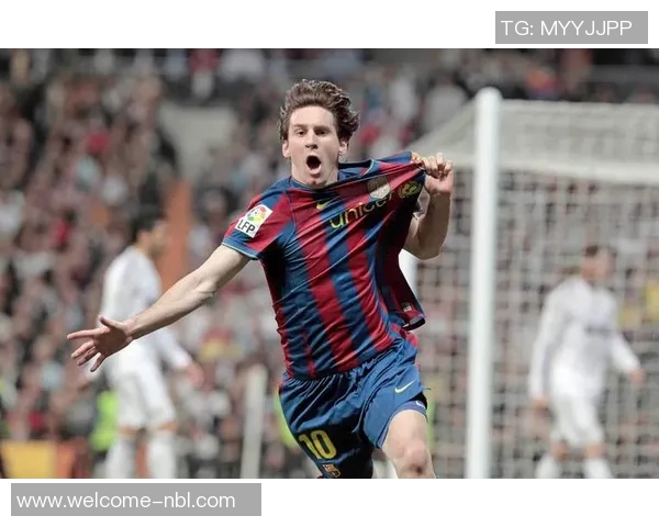 莱万感慨黄老板新专辑印在国家德比球衣上意义非凡